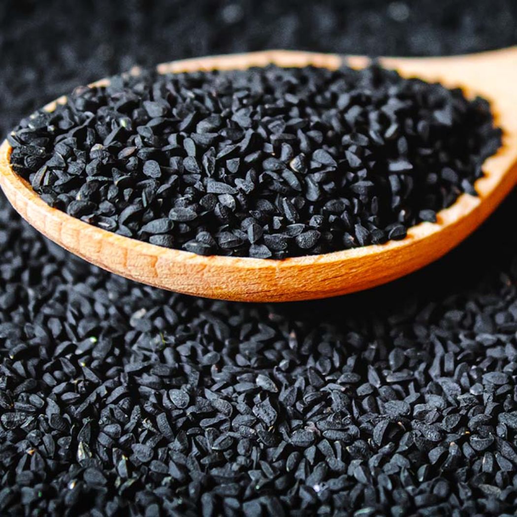 Les avantages de l'huile de nigelle pour la peau
