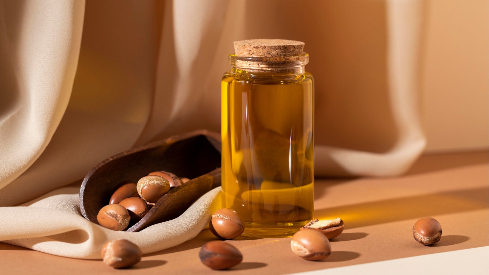 Flacon de l'huile d'argan bio et Suisse pour la peau et le corps